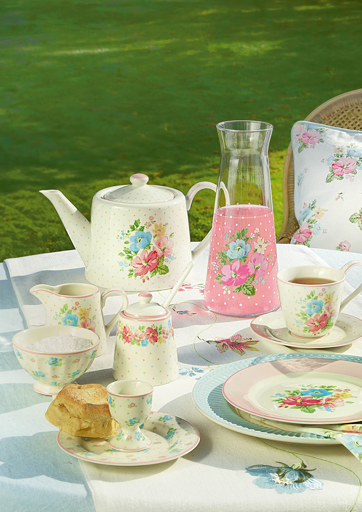 Greengate Geschirrtuch piece printed Josefina cafe white